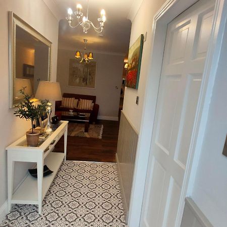 Apartmán Russell Mews Ennis Exteriér fotografie