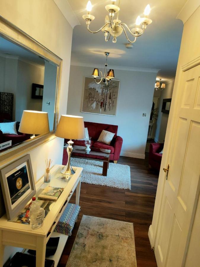 Apartmán Russell Mews Ennis Exteriér fotografie