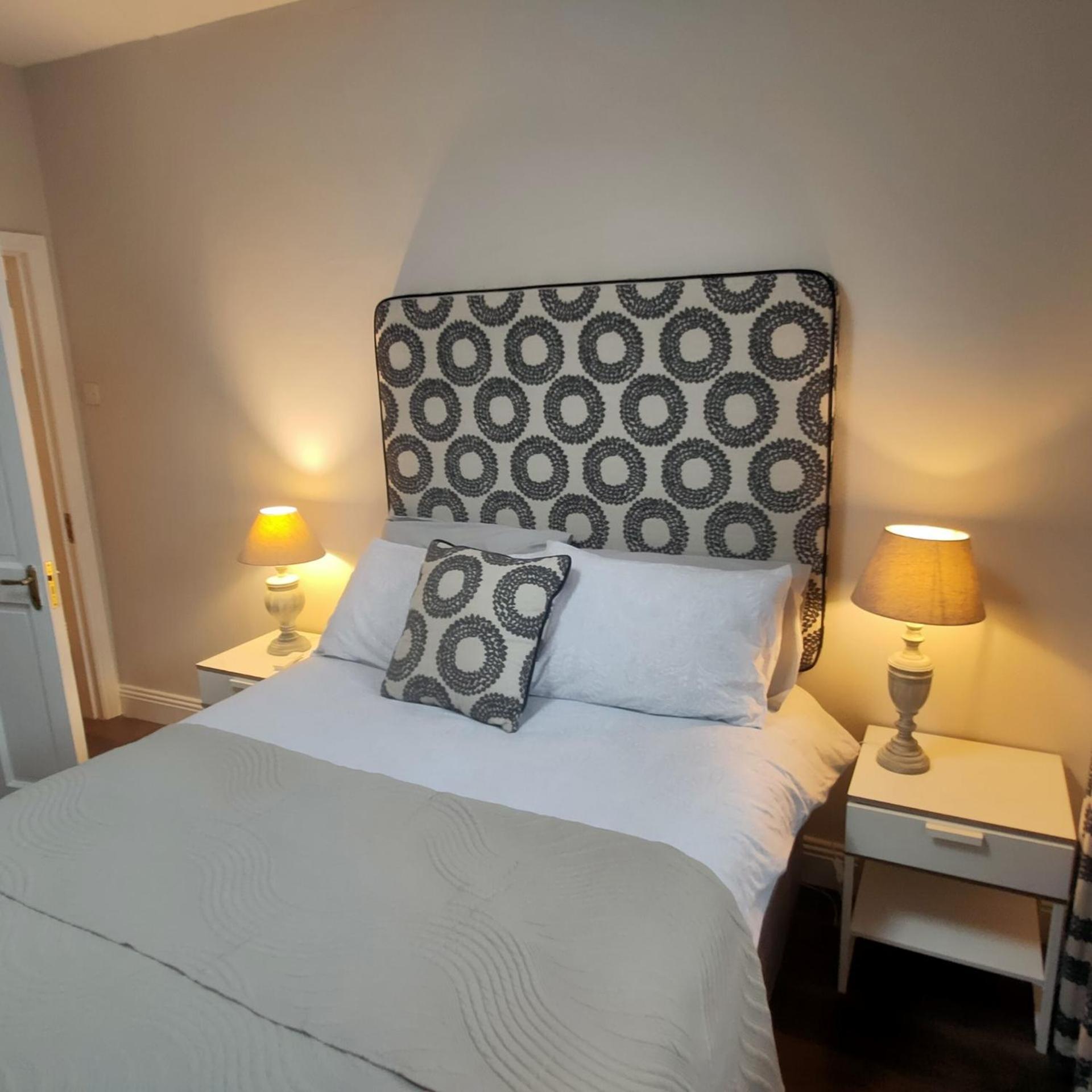 Apartmán Russell Mews Ennis Exteriér fotografie